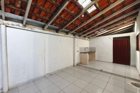 Casa à venda com 387m², 2 quartos e 7 vagas Casa à venda com 387m², 2 quartos e 7 vagasÁrea de Serviço