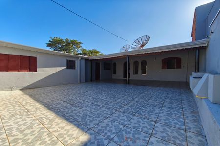 Quintal  de casa à venda com 2 quartos, 387m² em Jardim Yeda, Campinas