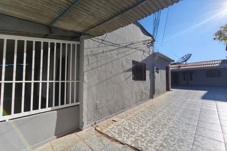 Casa à venda com 387m², 2 quartos e 7 vagas Casa à venda com 387m², 2 quartos e 7 vagasQuintal