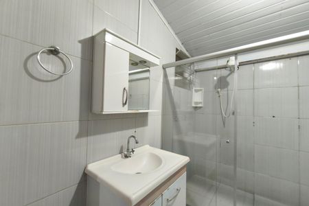 Casa à venda com 387m², 2 quartos e 7 vagas Casa à venda com 387m², 2 quartos e 7 vagasBanheiro Suíte