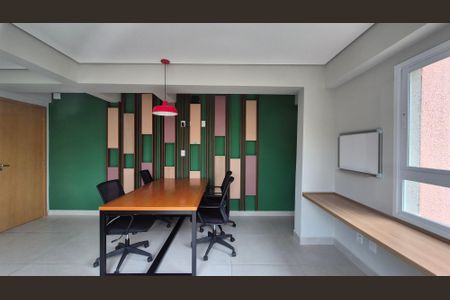 Apartamento para alugar com 72m², 2 quartos e 1 vaga