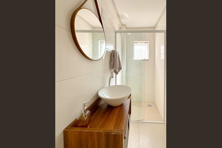 Apartamento para alugar com 75m², 2 quartos e 1 vagaBanheiro da Suíte