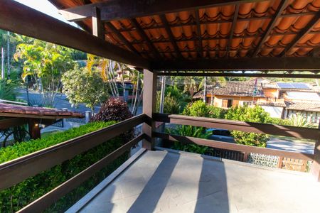 Casa de condomínio à venda com 256m², 4 quartos e 4 vagas Casa de condomínio à venda com 256m², 4 quartos e 4 vagasVista do Quarto 3