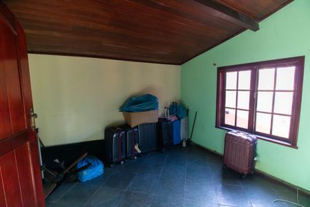 Casa de condomínio à venda com 256m², 4 quartos e 4 vagas Casa de condomínio à venda com 256m², 4 quartos e 4 vagasQuarto 3