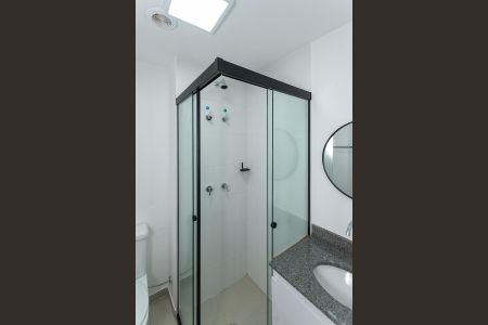 Banheiro Social de kitnet/studio para alugar com 1 quarto, 27m² em Perdizes, São Paulo