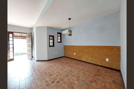 Casa à venda com 4 quartos, 134m² em Serra Grande, Niterói