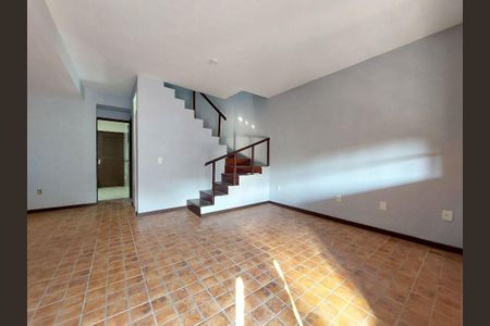 Casa à venda com 4 quartos, 134m² em Serra Grande, Niterói