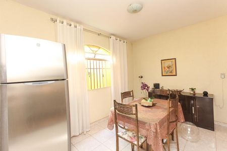 Casa para alugar com 212m², 3 quartos e 1 vaga