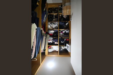 Apartamento para alugar com 98m², 3 quartos e 2 vagasCloset da suíte