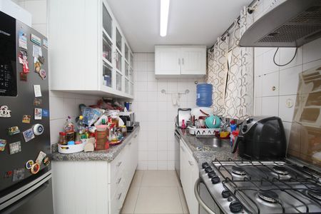 Apartamento para alugar com 98m², 3 quartos e 2 vagasCozinha
