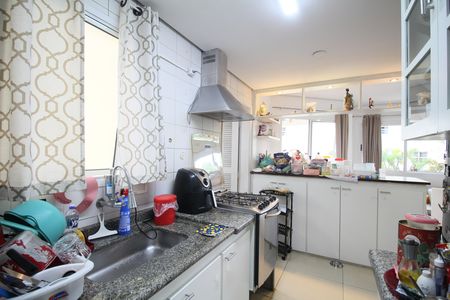 Apartamento para alugar com 98m², 3 quartos e 2 vagasCozinha
