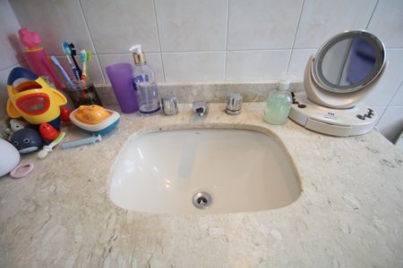 Apartamento para alugar com 98m², 3 quartos e 2 vagasBanheiro social
