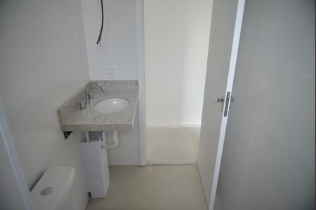 Apartamento à venda com 94m², 2 quartos e 2 vagasBanheiro Social