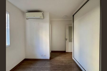 Apartamento para alugar com 70m², 3 quartos e 1 vaga Apartamento para alugar com 70m², 3 quartos e 1 vagaSuíte