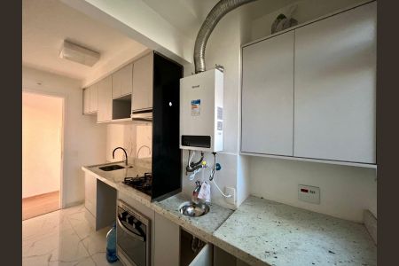 Apartamento para alugar com 70m², 3 quartos e 1 vaga Apartamento para alugar com 70m², 3 quartos e 1 vagaCozinha e Área de Serviço