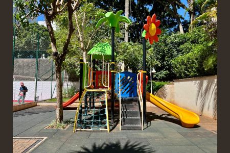 Apartamento para alugar com 70m², 3 quartos e 1 vaga Apartamento para alugar com 70m², 3 quartos e 1 vagaÁrea comum - Playground