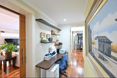 Apartamento à venda com 123m², 3 quartos e 3 vagasCorredor