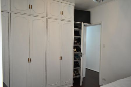 Apartamento à venda com 117m², 3 quartos e 1 vagaQuarto 2