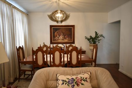 Apartamento à venda com 117m², 3 quartos e 1 vagaSala