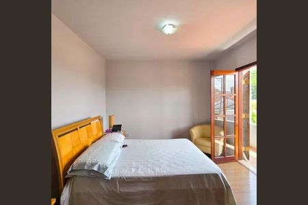 Casa à venda com 3 quartos, 206m² em Assunção, São Bernardo do Campo