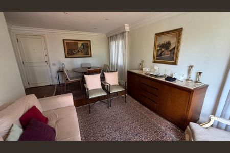Apartamento para alugar com 1 quarto, 57m² em Campo Belo, São Paulo