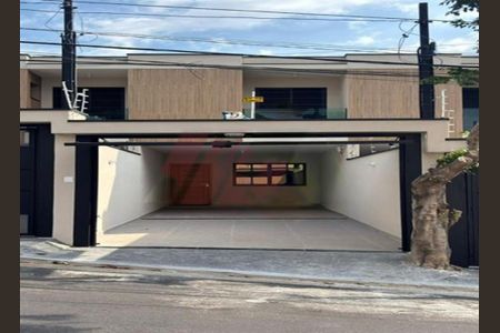Casa à venda com 110m², 3 quartos e 2 vagas