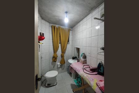 Casa à venda com 95m², 2 quartos e 1 vagaBanheiro - torneira