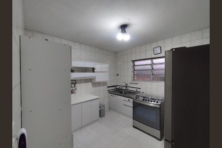 Casa à venda com 95m², 2 quartos e 1 vaga Casa à venda com 95m², 2 quartos e 1 vagaCozinha - Armários