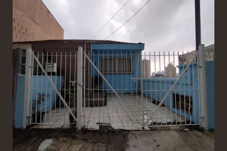 Fachada  de casa à venda com 2 quartos, 95m² em Vila Nair, São Paulo