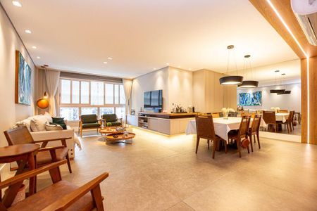 Apartamento à venda com 4 quartos, 180m² em Icaraí, Niterói