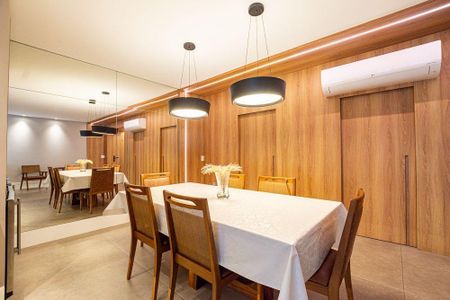 Apartamento à venda com 4 quartos, 180m² em Icaraí, Niterói