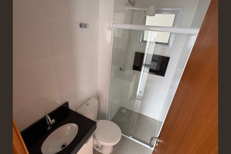 Apartamento para alugar com 39m², 2 quartos e sem vaga Apartamento para alugar com 39m², 2 quartos e sem vagaBanheiro