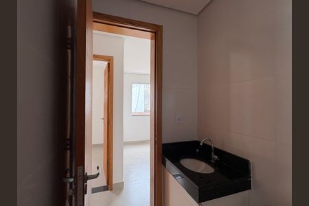 Apartamento para alugar com 39m², 2 quartos e sem vaga Apartamento para alugar com 39m², 2 quartos e sem vagaBanheiro