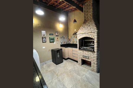 Casa à venda com 118m², 3 quartos e 2 vagasCHURRASQUEIRA