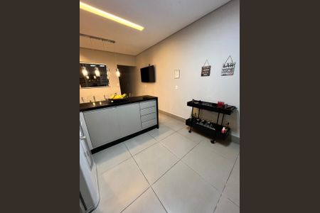 Casa à venda com 118m², 3 quartos e 2 vagasCOZINHA