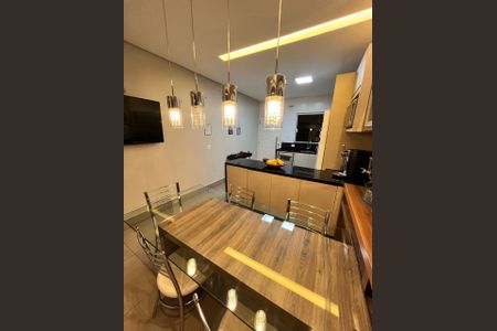 Casa à venda com 118m², 3 quartos e 2 vagasCOZINHA