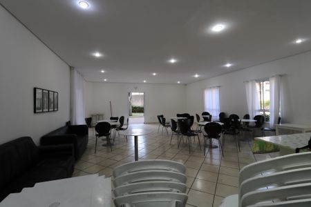 Apartamento à venda com 44m², 2 quartos e 1 vagaÁrea Comum - Salão de Festa