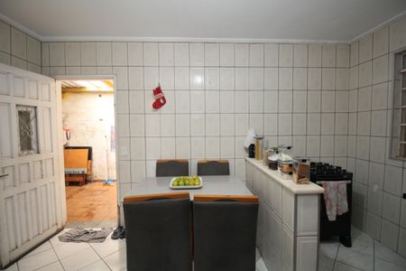 Casa à venda com 300m², 3 quartos e 2 vagasCozinha