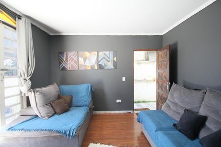 Casa à venda com 300m², 3 quartos e 2 vagasSala