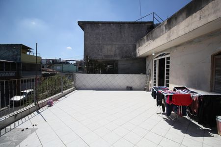 Varanda de casa à venda com 3 quartos, 300m² em Campo Limpo, São Paulo