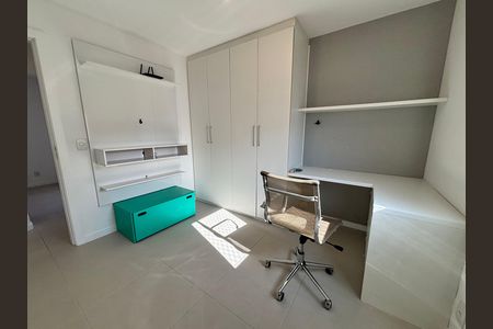 Apartamento à venda com 88m², 2 quartos e 2 vagas Apartamento à venda com 88m², 2 quartos e 2 vagasQuarto 2
