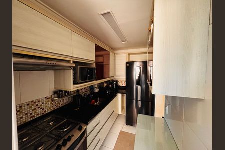 Apartamento à venda com 59m², 2 quartos e 1 vagaCozinha