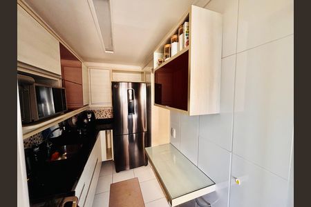 Apartamento à venda com 59m², 2 quartos e 1 vagaCozinha