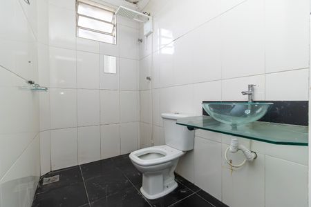 Casa para alugar com 300m², 3 quartos e 4 vagas Casa para alugar com 300m², 3 quartos e 4 vagasBanheiro da Suíte 1