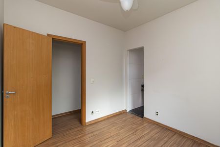 Casa para alugar com 300m², 3 quartos e 4 vagas Casa para alugar com 300m², 3 quartos e 4 vagasQuarto 2