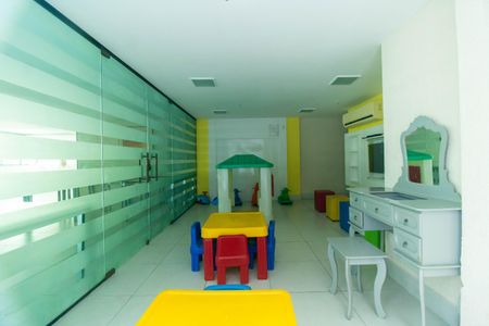 Apartamento à venda com 75m², 2 quartos e 1 vaga Apartamento à venda com 75m², 2 quartos e 1 vagaÁrea comum