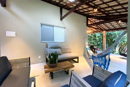 Casa de condomínio à venda com 10000m², 4 quartos e 10 vagasVaranda