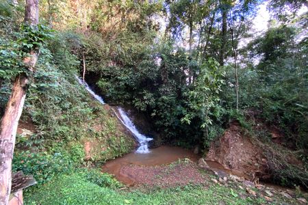 Casa de condomínio à venda com 10000m², 4 quartos e 10 vagas Casa de condomínio à venda com 10000m², 4 quartos e 10 vagasCachoeira