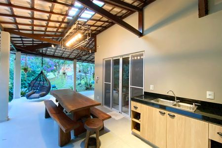 Casa de condomínio à venda com 10000m², 4 quartos e 10 vagasEspaço Gourmet