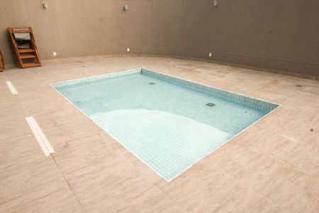Apartamento para alugar com 38m², 2 quartos e sem vagaÁrea comum - Piscina